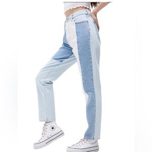 PacSun Eco Hopper Patch Mom Jeans, Size 26